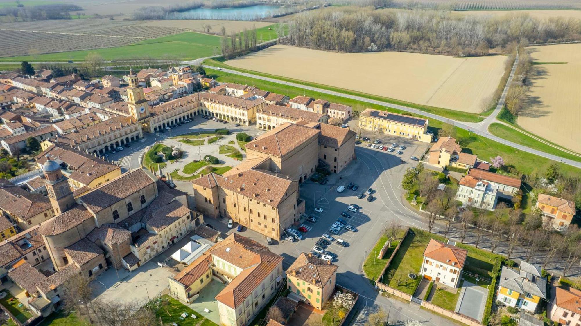 Albergo Ligabue Guastalla Buitenkant foto