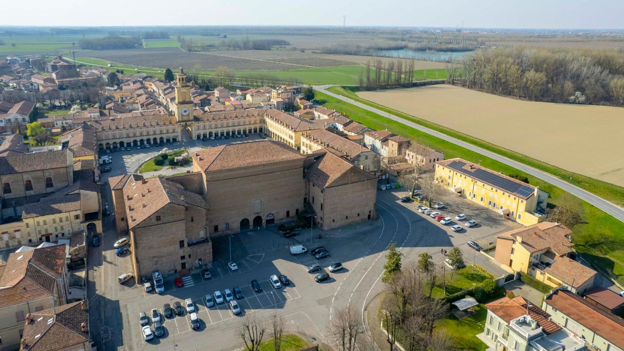 Albergo Ligabue Guastalla Buitenkant foto